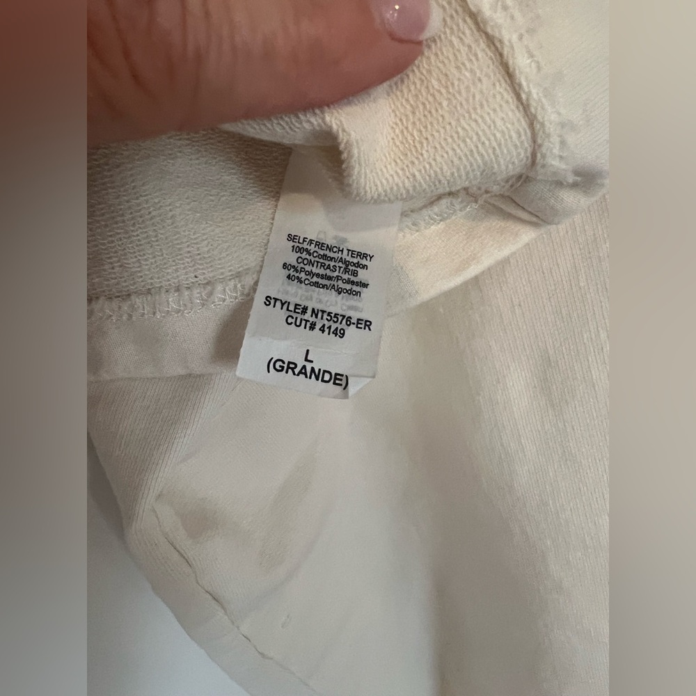 NWT-Emma Leigh Design Crop Sweatshirt - Picture 4 of 5